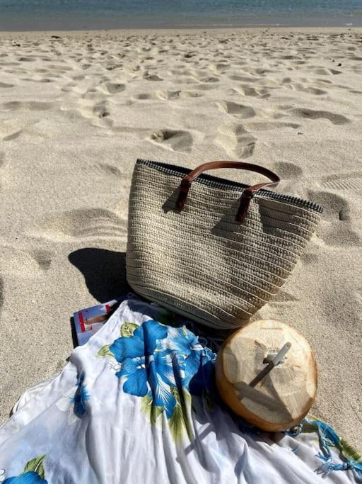 Villa La Playa Pieds Dans L'Eau Lagon + Piscine Saint-Gilles-les Bains Exteriör bild